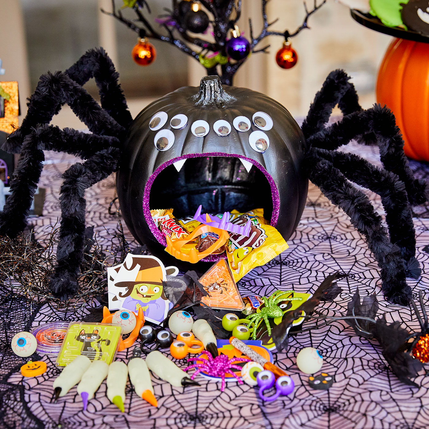 whimsy halloween spider treat pumpkin medium